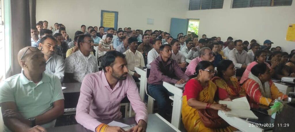 खरगोन में शिक्षकों के लिए आयोजित ICT प्रशिक्षण कार्यक्रम की झलक
