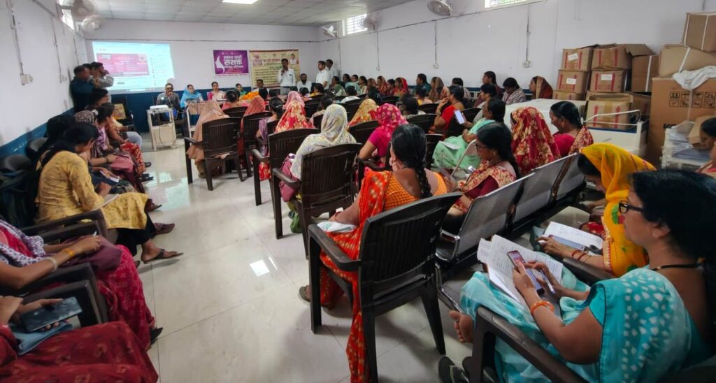 भीकनगांव में सामुदायिक स्वास्थ्य केन्द्र पर आयोजित 8वें राष्ट्रीय पोषण माह 2025 का शुभारंभ