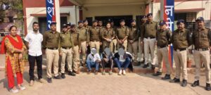 बड़वाह में बड़ी चोरी का खुलासा: सूने घरों से चोरी करने वाले 2 आरोपी और 1 विधि विरुद्ध बालक गिरफ्तार