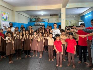 पुलवामा शहीदों की सातवीं बरसी पर दिव्यांग विद्यार्थियों ने दी भावभीनी श्रद्धांजलि