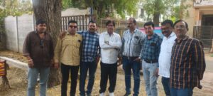 नगर पालिका खरगोन: चित्ते साहब की वापसी पर पत्रकारों ने जताया हर्ष, पुष्पहारों से किया आत्मीय स्वागत