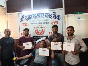 10 यूनिट रक्तदान कर RK निमाड़ रक्तदान ग्रुप ने बचाई जिंदगियां, घायल महिला को तुरंत मिला सहारा