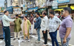 बड़वाह: इंदिरा मार्केट फेज-2 और जय स्तंभ चौराहे के सौंदर्यीकरण कार्य का निरीक्षण, गुणवत्ता पर दिया जोर