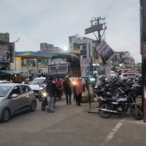 बड़वाह को चाहिए ट्रैफिक सिग्नल और पक्का डिवाइडर, वरना ‘जाम’ बनेगा रोज का मेहमान!